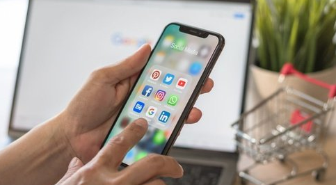Instagram Ubah Feed Vertical Stories Seperti TikTok
