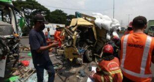 Kecelakaan Bus Peziarah Tol Surabaya