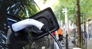 Intip Fitur Modern di Tempat Charge Mobil Listrik Masa Kini