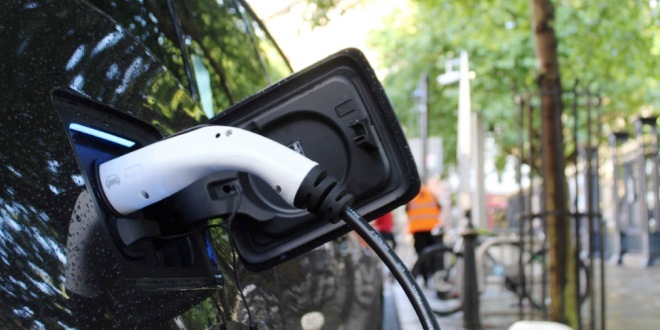 Intip Fitur Modern di Tempat Charge Mobil Listrik Masa Kini
