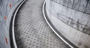 Pentingnya Fleksibilitas pada Material Semen Grouting untuk Refurbishment